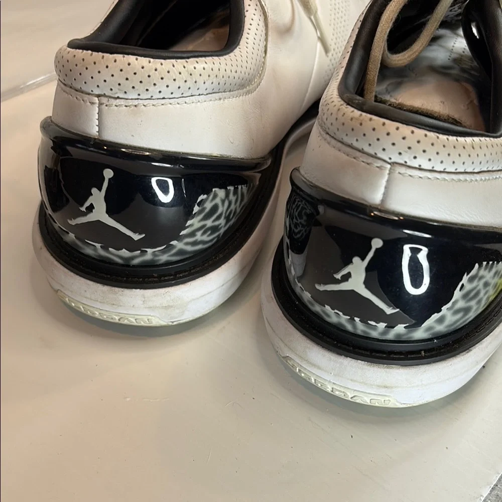Jordan White and Black Oxfords Sleek Design golf shoes box‎ 50